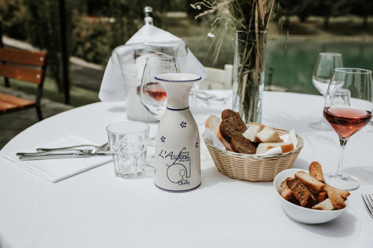 L'Anfora Country Club Bed & Breakfast Basciano ภายนอก รูปภาพ
