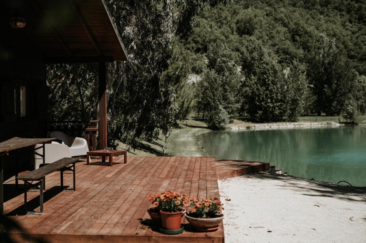 L'Anfora Country Club Bed & Breakfast Basciano ภายนอก รูปภาพ