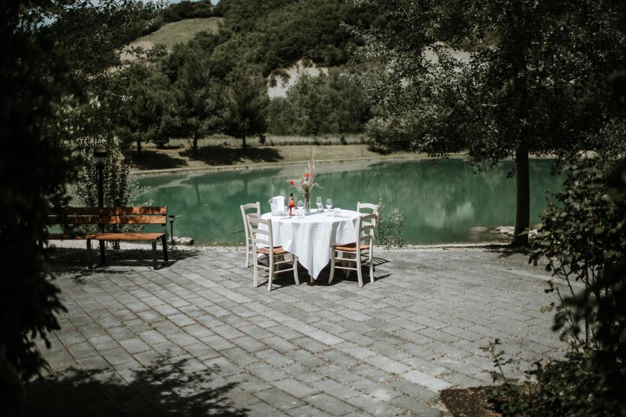 L'Anfora Country Club Bed & Breakfast Basciano ภายนอก รูปภาพ